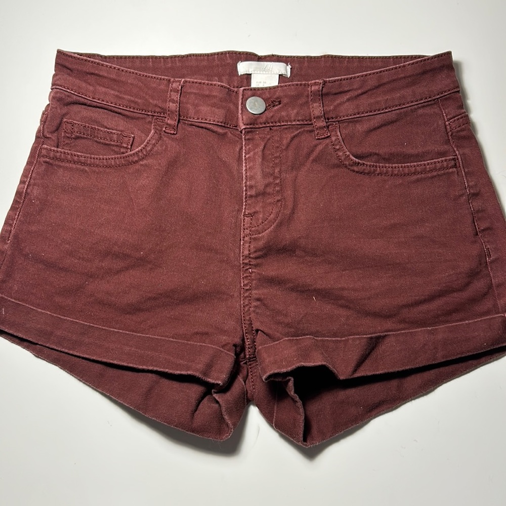 Size 4 Maroon H&M shorts